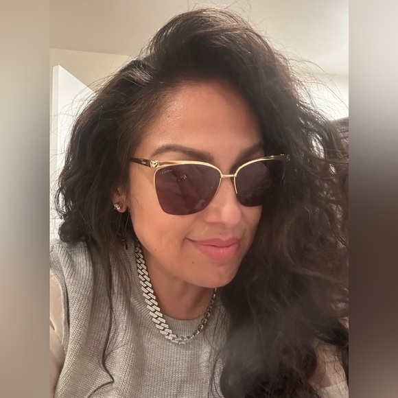 Cartier Women's Sunglasses with Gold Frame and Red Lenses - Picture 1 of 8